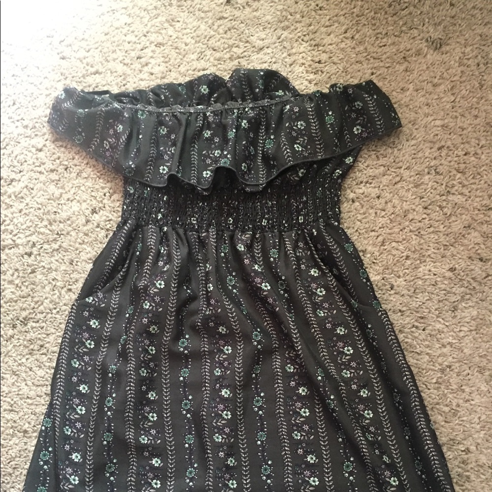 Floral gray dress